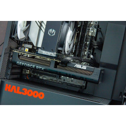 HAL3000 Alfa Gamer Pro / AMD Ryzen 7 7700/ 32GB DDR5/ RTX 5070/ 1TB PCIe4 SSD/ WiFi/ W11