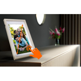 Rollei fotorámeček WiFi 108/ úhlopříčka 10.1"/ 32GB/ 2W/ Frameo APP/ Světlé dřevo