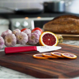 Kyocera Loupací nůž 7,5 cm, bílá čepel, červená rukojeť