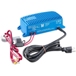 Victron BlueSmart IP67 chytrá nabíječka baterií 12V/17A, vodotěsná