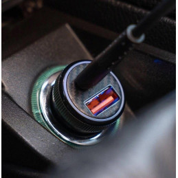 Swissten  Cl Adaptér Usb-C Pd + Usb-A, 20W Černý + Kabel Usb-C / Usb-C, 1 M