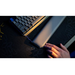 Endorfy Thock TKL Palm Rest V2 podložka pod klávesnici / komp. s Thock TKL kl. / magn. uchyc. / um. kůže / paměť. pěna