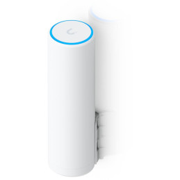 Ubiquiti UniFi U7 Mesh