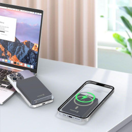 Swissten Power Bank Fusion 10000 mAh S Nabíjením Apple Watch (Kompatibilní S Magsafe) Stříbrná