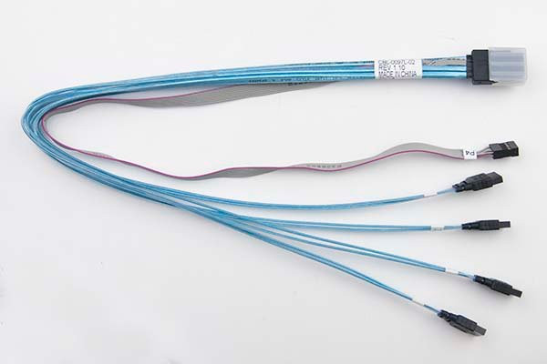 Supermicro Internal MiniSAS SFF-8087 to 4 SATA Right Angle 75/75/90/90cm with Sideband 75cm Cable