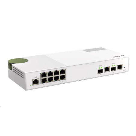 QNAP řízený switch QSW-M2108-2C (8x 2,5GbE RJ45 a 2x kombinované 10GbE SFP+ / RJ-45)