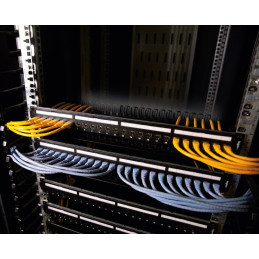LEGRAND LINKEO C Modulární neosazený patch panel 1U pro 24x RJ45, pro keystone Cat.6A/6/5e