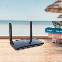 AC1200 4G LTE Advanced Cat6 Gigabit Router Build-In 300Mbps 4G+ LTE Advanced Modem SPEED: 867 Mbps at 5 GHz + 300 Mbps a