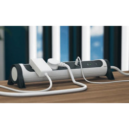 LEGRAND Revolution prodlužovací přívod s otočným tělem 4x2P+T, nabíječka USB A+C, přepěťová ochrana, podsvícené VYP/ZAP,