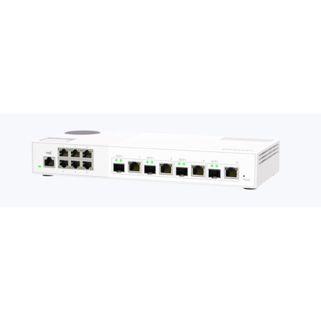 QNAP řízený switch 10port QSW-M2108-2C (6x 2,5GbE RJ45 + 4x kombinované 10GbE SFP+/RJ-45)