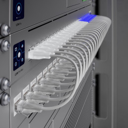Ubiquiti UniFi Etherlighting Patch Cable 0,3m (UACC-Cable-Patch-EL-0.3M-W) - 0,3m, Cat.6, 2.5Gbps, bílý