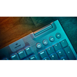 Logitech G915 X LIGHTSPEED Low-Profile Wireless Gaming Keyboard - CLICKY - BLACK - US - 2.4GHZ/BT - USB-C - EMEA