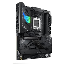 MB ASUS ROG Strix X870-F Gaming WIFI /AM5/4xDDR5/M.2/W7+BT5.4/HDMI/DP/USB4/ATX
