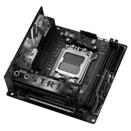 MB ASUS ROG Strix X870-I Gaming WIFI /AM5/2xDDR5/M.2/W7+BT5.4/HDMI/USB4/mITX