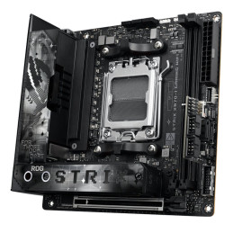 MB ASUS ROG Strix X870-I Gaming WIFI /AM5/2xDDR5/M.2/W7+BT5.4/HDMI/USB4/mITX