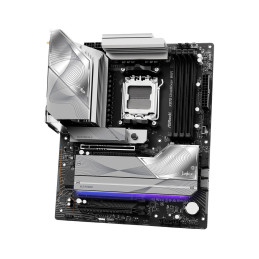 MB Asrock X870 LIVEMIXER WIFI /AM5/4xDDR5/M.2/W7+BT5.4/HDMI/USB4/ATX