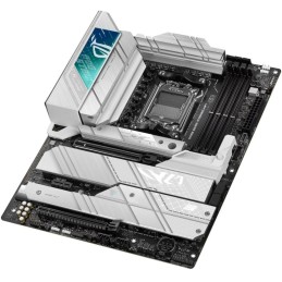OPRAVENÉ - ASUS ROG STRIX X670E-A GAMING WIFI / AMD X670 / AM5 / 4x DDR5 / 4x M.2 / HDMI / DP / USB-C / WiFi / ATX