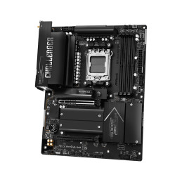 MB Asrock X870 Challenger WiFi /AM5/4xDDR5/M.2/W7+BT5.4/HDMI/USB4/ATX