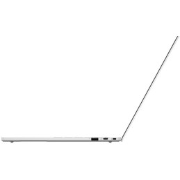 ASUS ExpertBook A7/ Core 5 320/ 8GB DDR5/ 256GB SSD/ Intel Graphics/ 14"WQXGA+, OLED/ bez OS/ stříbrný/ 3y onsite NBD