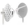 MikroTik RouterBOARD Wireless Wire Dish, 1x Gbit LAN, 802.11ad (60 GHz) - kompletne połączenie