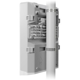 MikroTik netPower Lite 7R, 7x GbE PoE in, 1x GbE PoE out, 2x SFP+, SwOS, venkovní