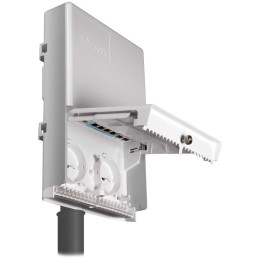 MikroTik netPower Lite 7R, 7x GbE PoE in, 1x GbE PoE out, 2x SFP+, SwOS, venkovní