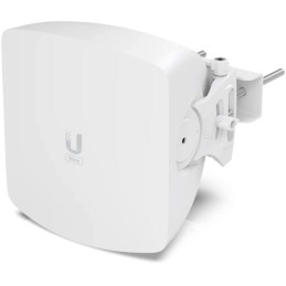 Ubiquiti Wave AP - 60GHz PtMP AP, 24 dBi, 5GHz záloha, úhel 30°, SFP+ port, propustnost 5.4 Gbps