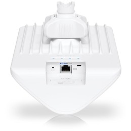 Ubiquiti Wave AP Micro - 60GHz PtMP AP, 20 dBi, 5GHz záloha, úhel 90°, propustnost 5 Gbps