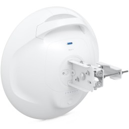 Ubiquiti Wave Professional - 60GHz PtP/PtMP klient, 46 dBi, 5GHz záloha, 2x 2,5GbE, 1x SFP+, propustnost 5.4 Gbps