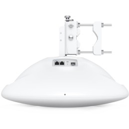 Ubiquiti Wave Professional - 60GHz PtP/PtMP klient, 46 dBi, 5GHz záloha, 2x 2,5GbE, 1x SFP+, propustnost 5.4 Gbps