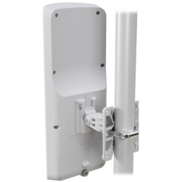 MikroTik mANTBox ax 15s, anténa MIMO 12/15 dBi, 90/60°, 1x Gbit LAN, SFP, 802.11a/b/g/n/ac/ (2,4 + 5 GHz), L4