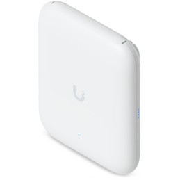 Ubiquiti UniFi U7 Outdoor - Wi-Fi 7 AP, 2.4/5GHz, až 5 Gbps, sektor anténa, 1x 2.5GbE, venkovní, PoE+ (bez PoE injekt.)