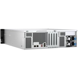 QNAP TS-h1677AXU-RP-R7-32G   16x SATA, 32GB RAM, 2x 2,5GbE, 2x 10GbE