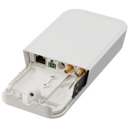 MikroTik RouterBOARD wAP LR8G kit, Wi-Fi 2,4 GHz b/g/n, LoRa modem, 2 dBi, LAN, L4