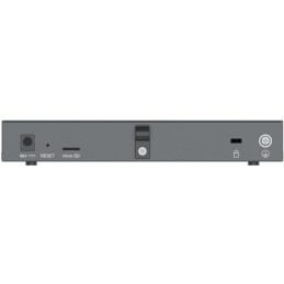 Grandstream GCC6010 all-in-one řešení (VPN router, NGFW, PoE switch a IP PBX)