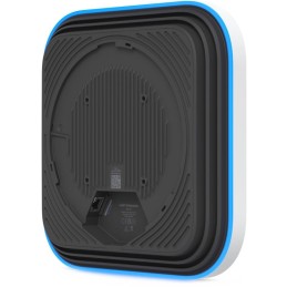 Ubiquiti UniFi E7 - Wi-Fi 7 AP, 2.4/5/6GHz, až 20,8 Gbps, 1x 10GbE, 1x GbE, PoE++ (bez PoE injektoru)
