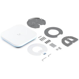 Ubiquiti UniFi E7 - Wi-Fi 7 AP, 2.4/5/6GHz, až 20,8 Gbps, 1x 10GbE, 1x GbE, PoE++ (bez PoE injektoru)