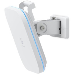 Ubiquiti UniFi E7 Campus - Wi-Fi 7 AP, 2.4/5GHz, až 9.3 Gbps, 1x 10GbE, 1x GbE, venkovní, PoE++ (bez PoE injektoru)