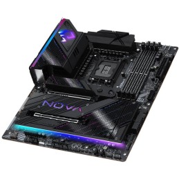 ASRock Phantom Gaming Z790 NOVA WiFi / Intel Z790 / LGA1700 / 4x DDR5 DIMM / 6x M.2 / HDMI / DP / USB-C / ATX