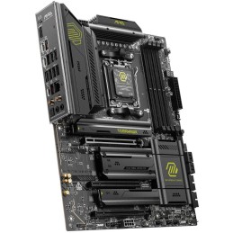 MSI MAG X870E TOMAHAWK WIFI / AMD X870E / AM5 / 4x DDR5 / M.2 / USB4 / WiFi / ATX