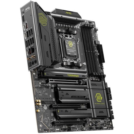 MSI MAG X870E TOMAHAWK WIFI / AMD X870E / AM5 / 4x DDR5 / M.2 / USB4 / WiFi / ATX