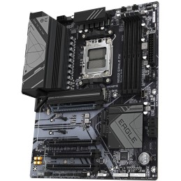 GIGABYTE B650 EAGLE AX / AMD B650 / AM5 / 4x DDR5 / ATX