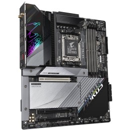GIGABYTE X670E AORUS MASTER / AMD X670 / AM5 / 4x DDR5 DIMM / 4x M.2 / HDMI / DP / 2x USB-C / WiFi / EATX