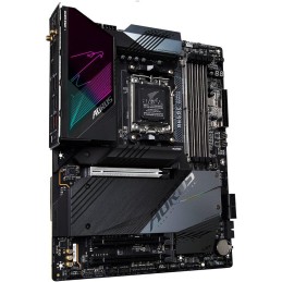 GIGABYTE B650E AORUS MASTER / AMD B650 / AM5 / 4x DDR5 / 4x M.2 / USB-C / HDMI / WiFi / ATX