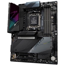 GIGABYTE B650E AORUS MASTER / AMD B650 / AM5 / 4x DDR5 / 4x M.2 / USB-C / HDMI / WiFi / ATX