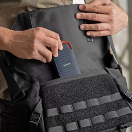 SanDisk Extreme PRO 2TB SSD / externí / USB Type-C / USB4 Gen 3x2 / 40Gbps / R: up to 3800 MB/s / W: 3700MB/s