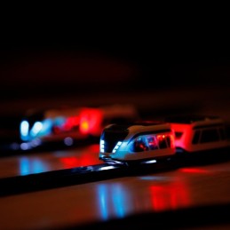 Intelino Smart Train – Intelligenter wiederaufladbarer Elektrozug mit Schiene