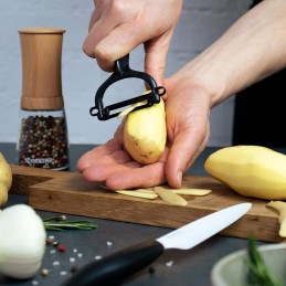 KYOCERA keramický nůž na ovoce a zeleninu s bílou čepelí 11 cm, černá rukojeť + škrabka na ovoce a zeleninu