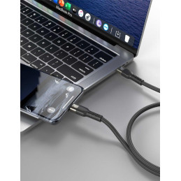 Swissten datový video kabel USB 4.0, USB-C, 240w, 8k@60hz, 40 gb/s, TB3 & TB4, 1,5 m černý