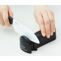 Kyocera Diamantový brousek na keramické nože, černý